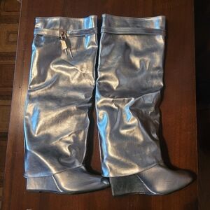 Silver slouch knee high boots. Women's 36